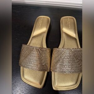 Marc Fisher sz 9 Gold Slide Sandals Worn Once!